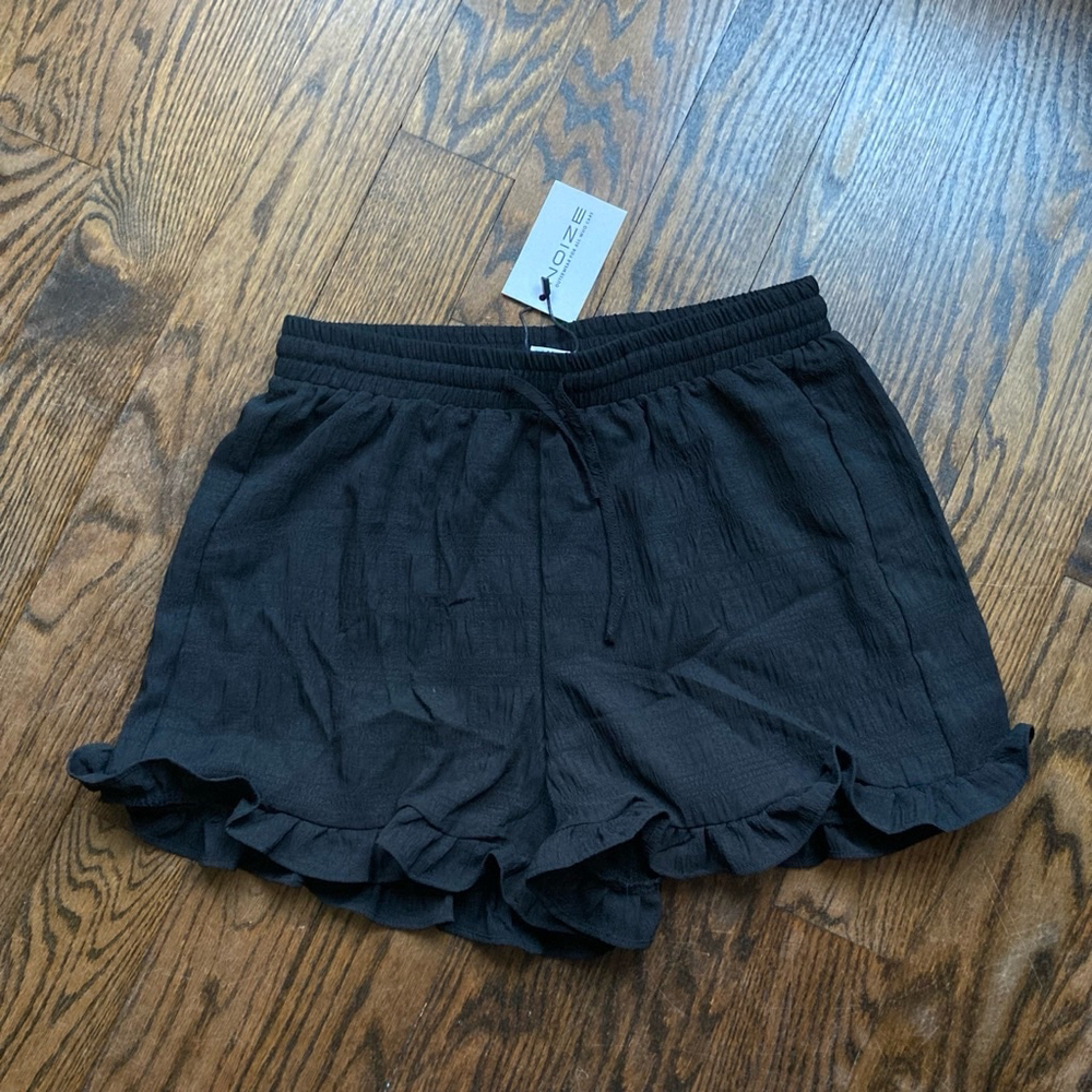 Women's NOIZE ruffle Shorts, S/P, Black